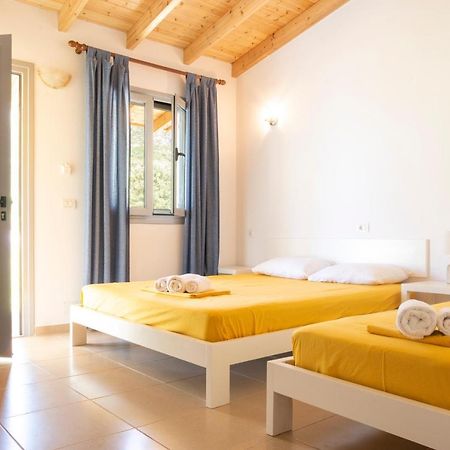 Janakis Garden Livadi Beach Himare Fshat Kültér fotó